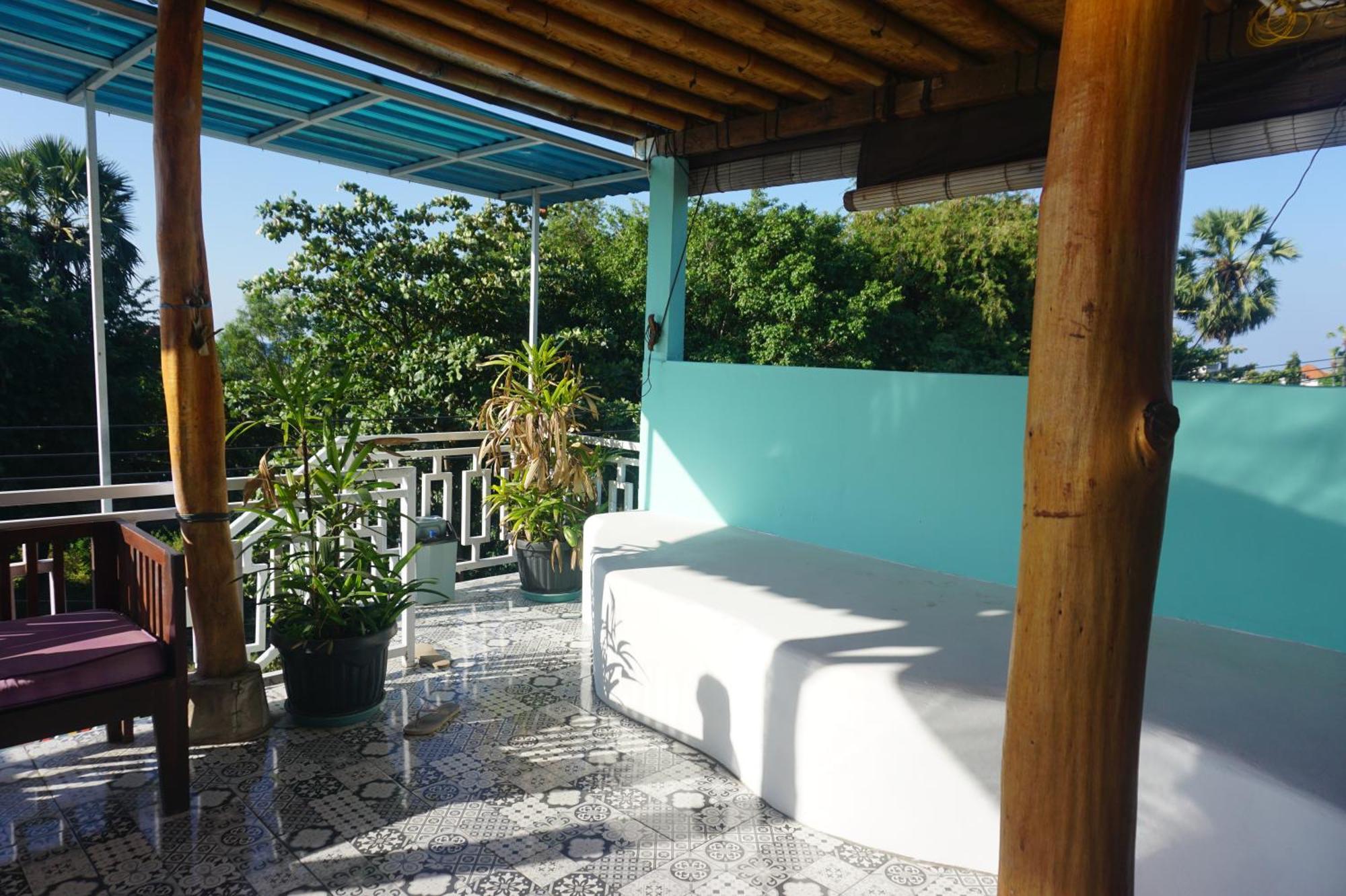 Black Sand Hostel Amed Exterior foto